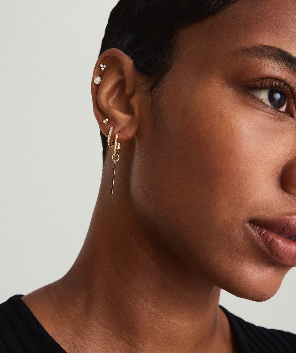 Mejuri Pavﾨﾦ Diamond Small Hoops - 14k Yellow Gold Canada Store