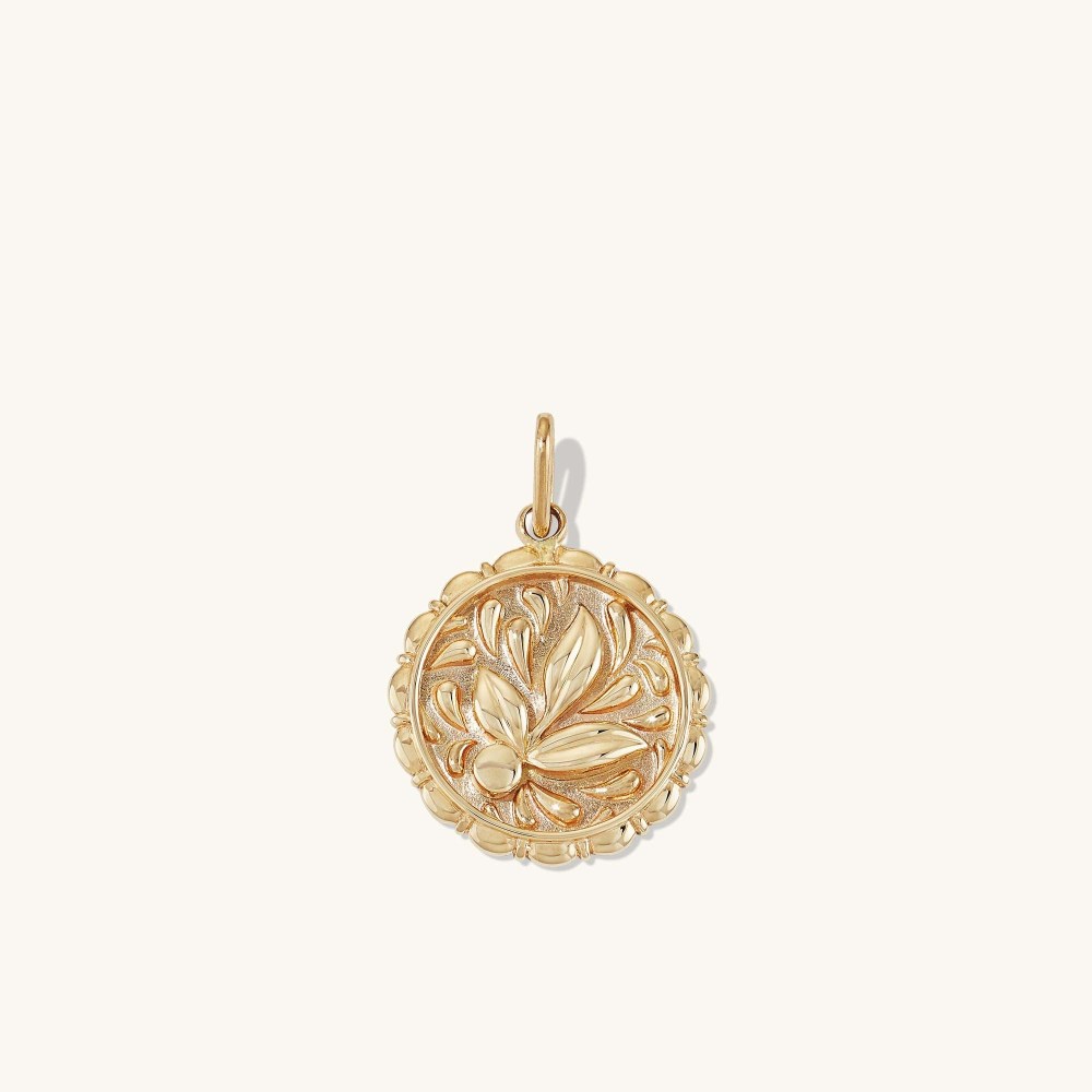 Mejuri Balance: Terra Coin Charm Pendant - 14k Yellow Gold Canada Store
